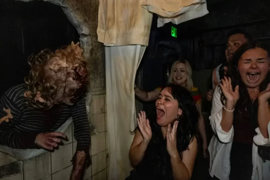 The Last of Us at Halloween Horror Nights